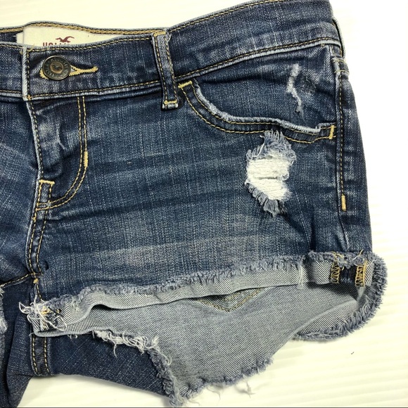 Hollister Destroyed Jean Shorts 3 / 26 - Picture 4 of 8